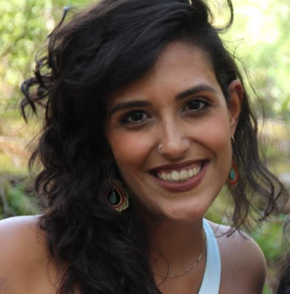 Meet your Posher, Aline
